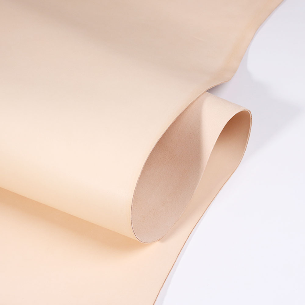 Skóra bydlęca garbowana roślin – Veg Tan Leather Hide recenzja i cena